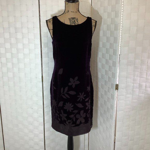 Liz Claiborne Dresses & Skirts - Liz claiborne night plum purple floral velvet dress size 8